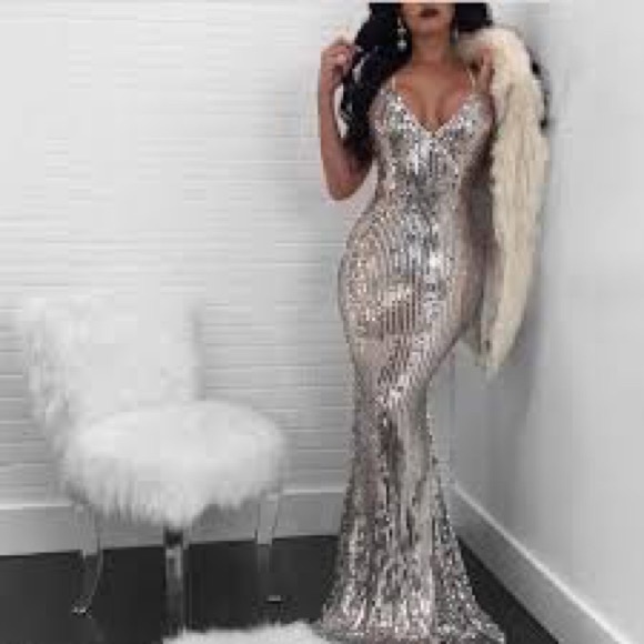 Dresses & Skirts - Sexy Sequined Gown